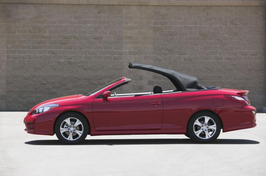  Toyota Camry Solara Sport Convertible 2006 года  (фото 13 из 24)